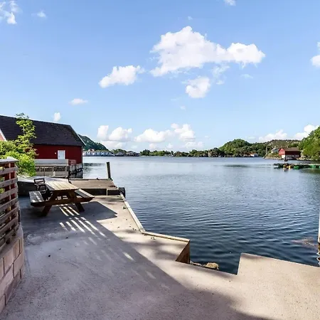 Kongshamn Appartement *
