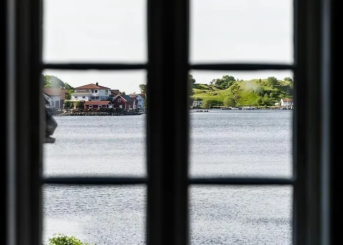 Kongshamn Apartment *
